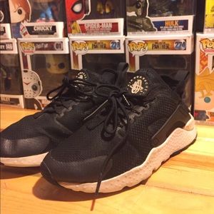 Nike WMNS Air Huaraches